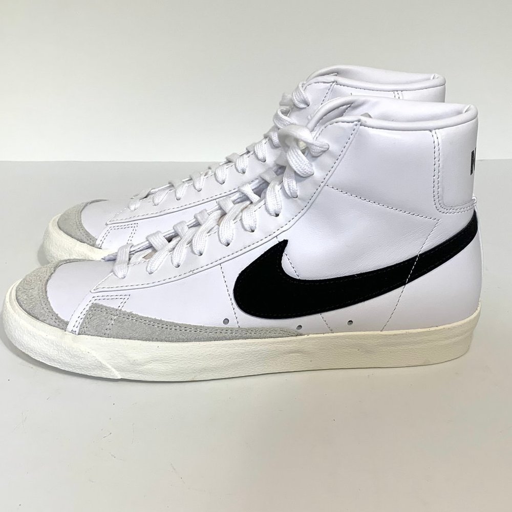 Nike Blazer NIB Mid '77 Vintage  BQ6806 100 Size 10